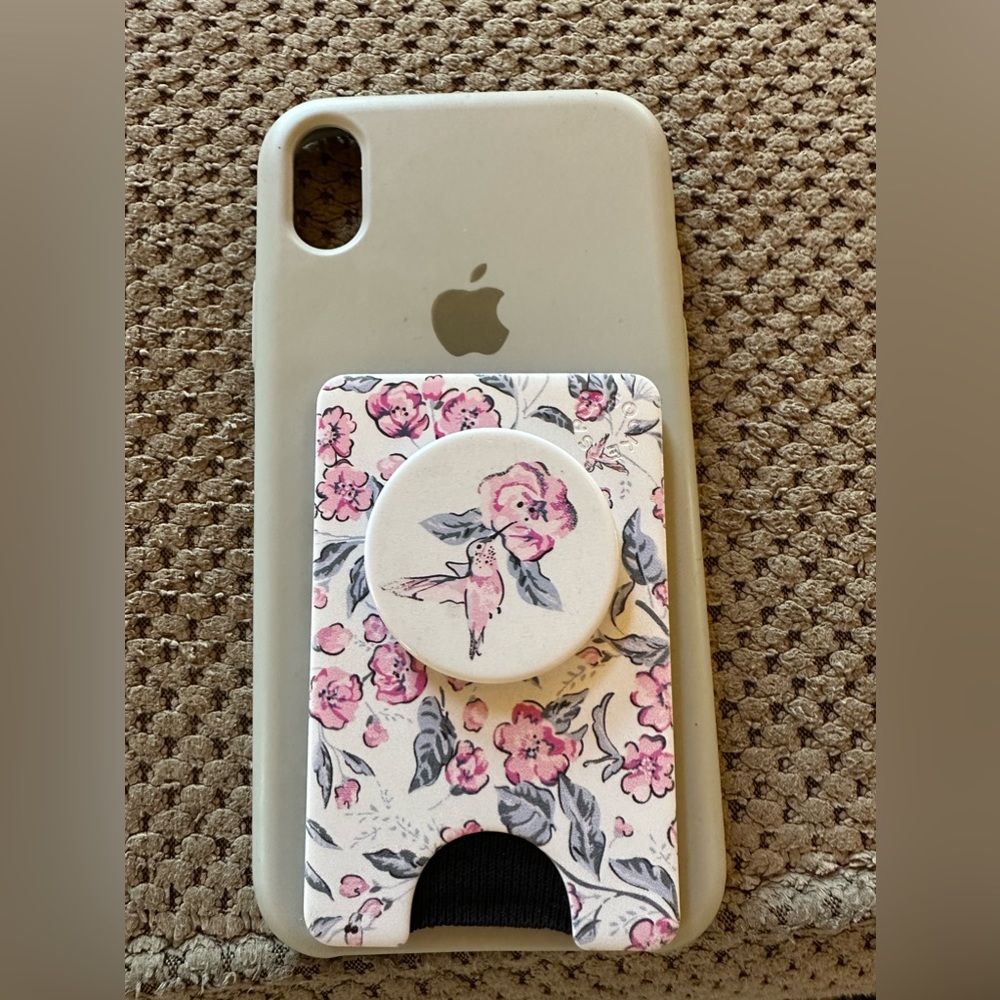 iPhone XR case lot - Picture 10 of 10